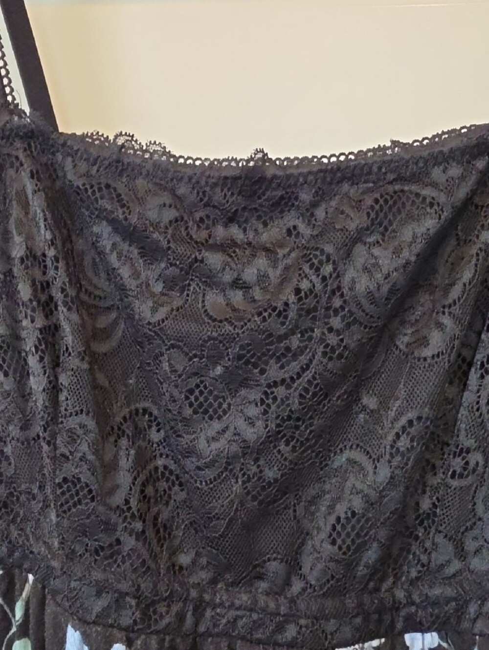 Soma Black Lace & Floral Nightgown - Large - Picture 6 of 9